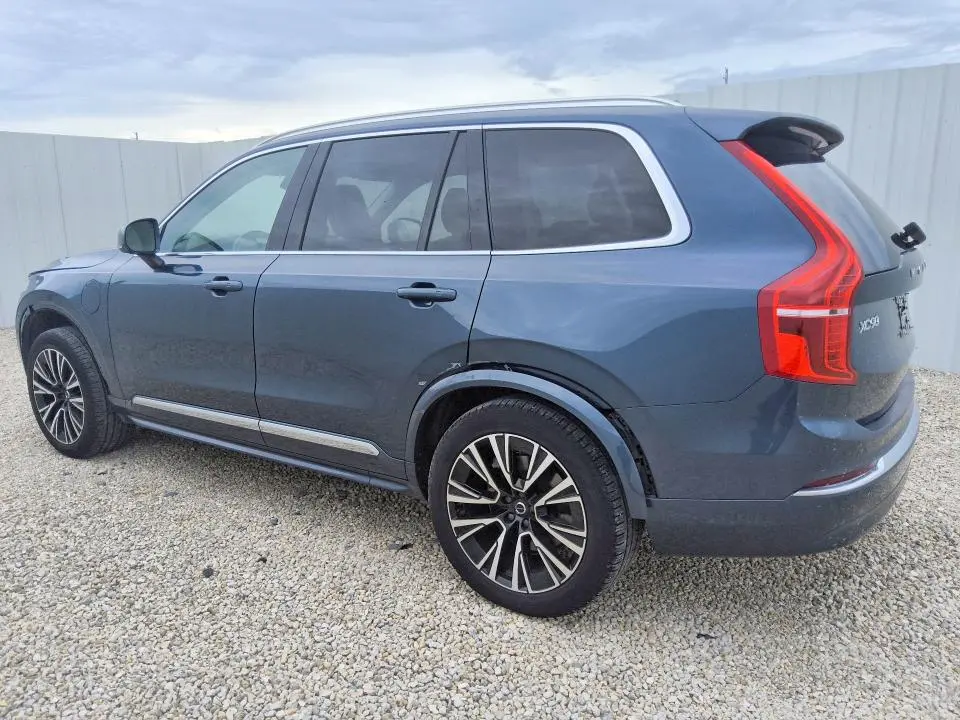 2025 VOLVO XC90 CORE  