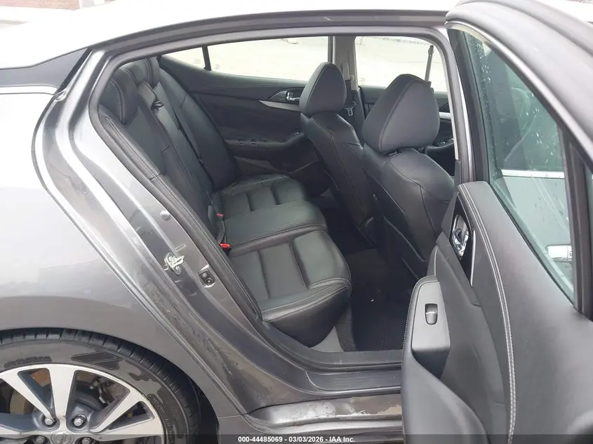 2017 NISSAN MAXIMA 3.5 SL