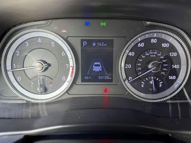 2021 HYUNDAI SONATA SE  