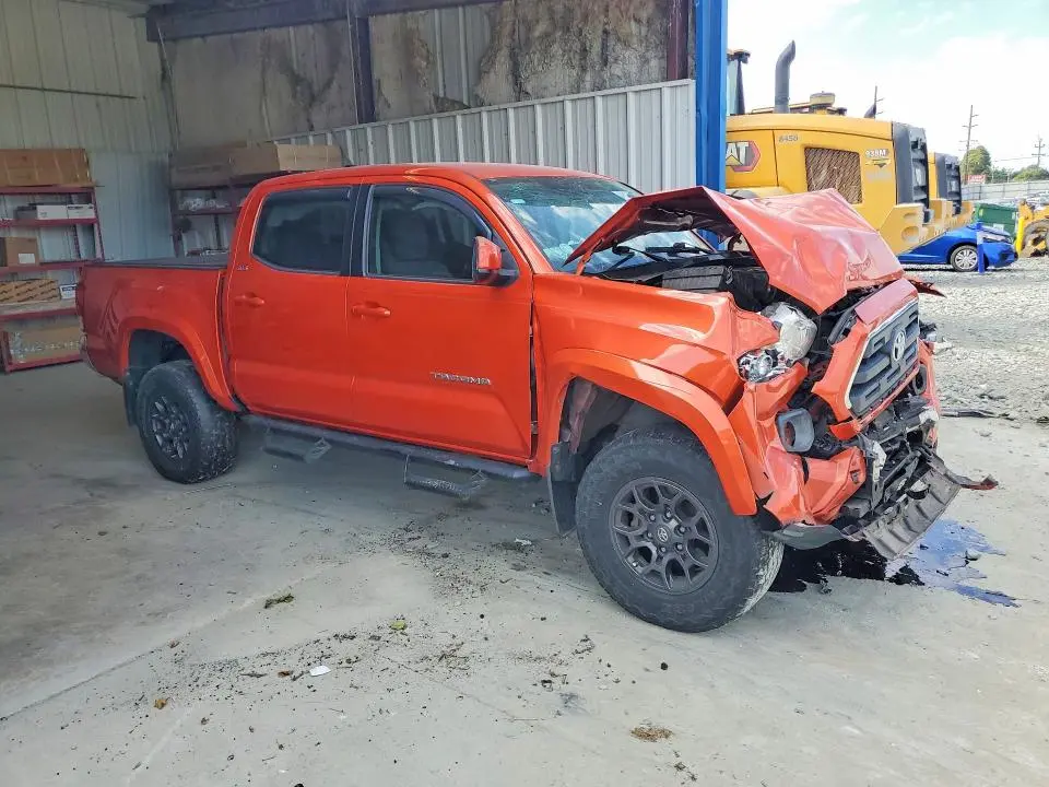 2017 TOYOTA TACOMA SR5 V6  