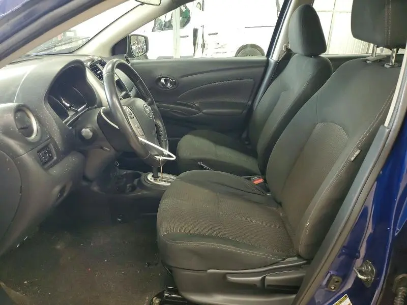 2018 NISSAN VERSA SV  