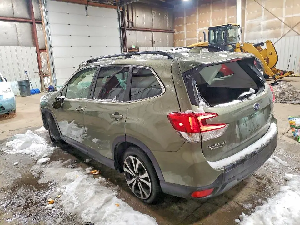 2021 SUBARU FORESTER LIMITED  