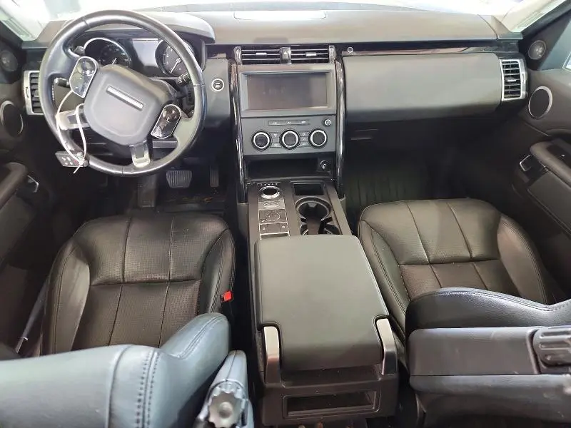 2019 LAND ROVER DISCOVERY SE  