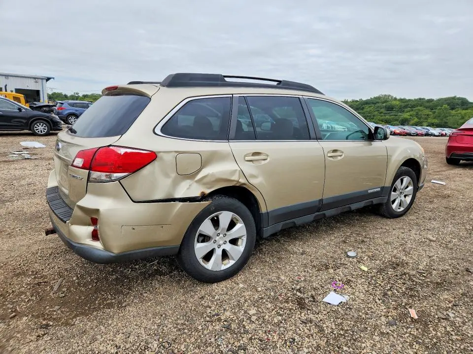 2010 SUBARU OUTBACK 2.5I PREMIUM  