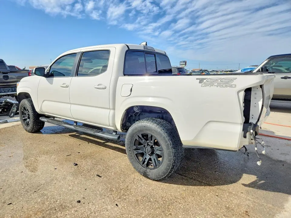2021 TOYOTA TACOMA SR  
