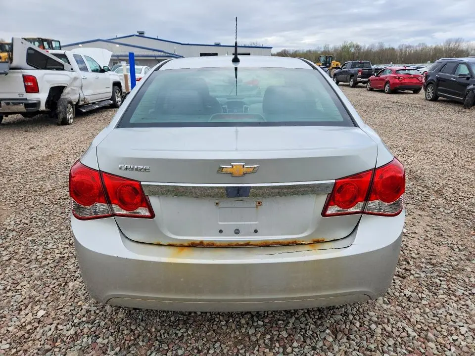 2012 CHEVROLET CRUZE LS  