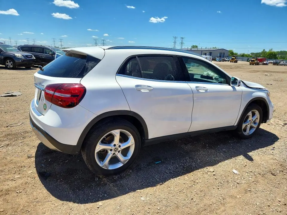 2020 MERCEDES-BENZ GLA 250 4MATIC  