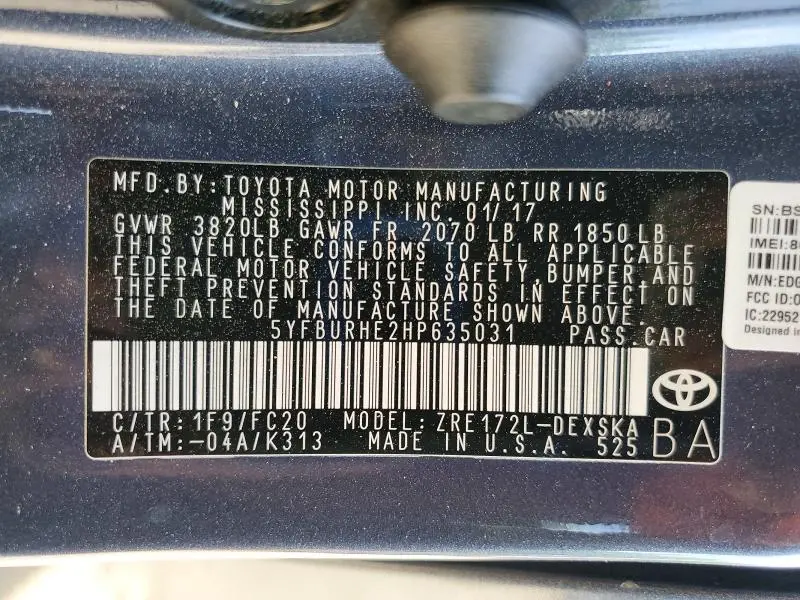 2017 TOYOTA COROLLA SE  
