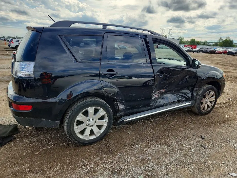 2012 MITSUBISHI OUTLANDER SE  
