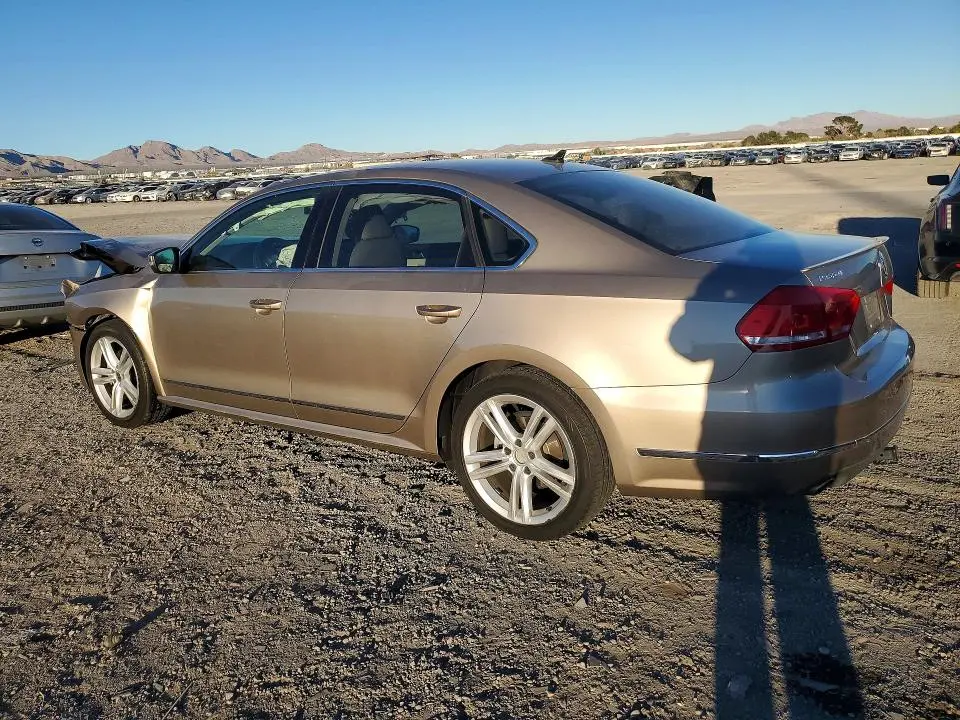 2015 VOLKSWAGEN PASSAT SEL  