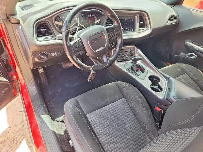 2021 DODGE CHALLENGER SXT  
