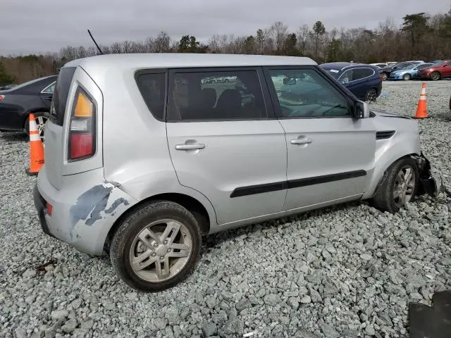 2011 KIA SOUL +