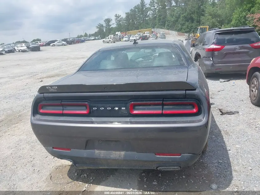 2015 DODGE CHALLENGER SXT PLUS