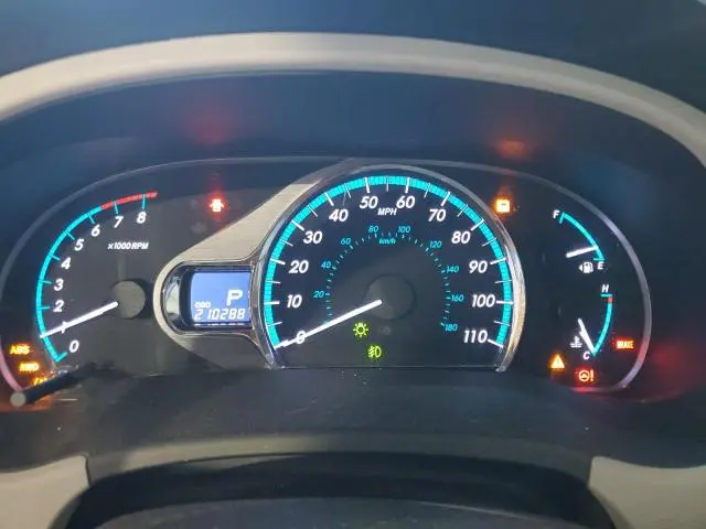 2012 TOYOTA SIENNA XLE  