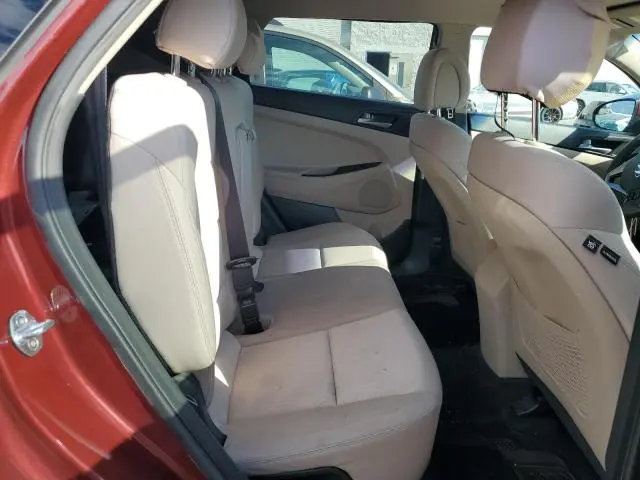 2017 HYUNDAI TUCSON SE  