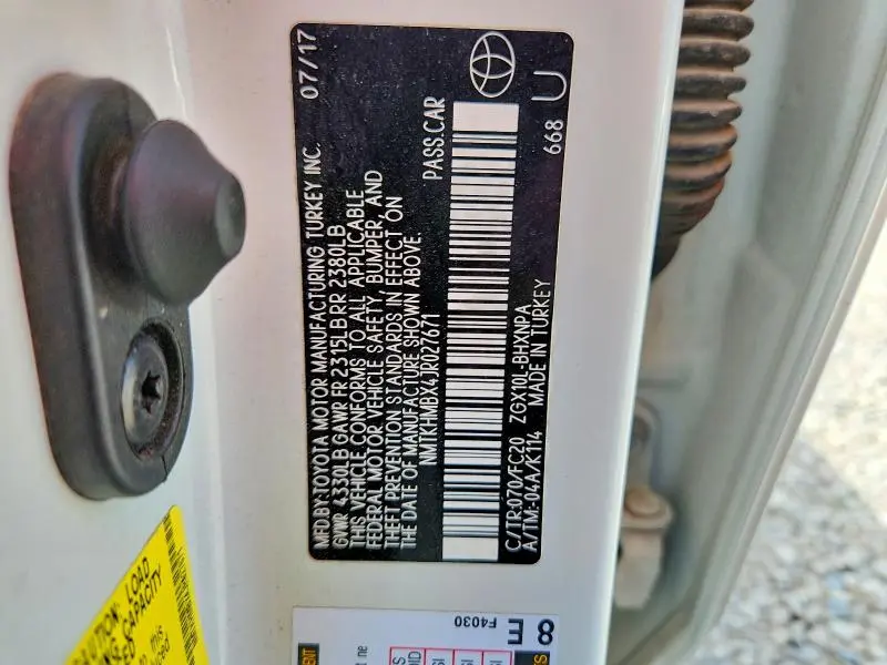 2018 TOYOTA C-HR XLE PREMIUM  
