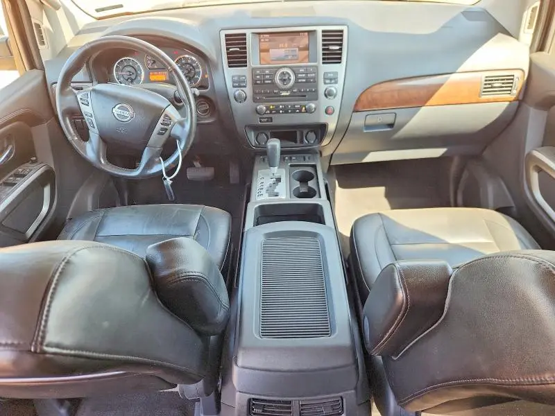 2015 NISSAN ARMADA SL  