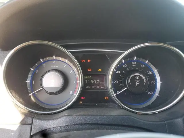 2011 HYUNDAI SONATA SE  