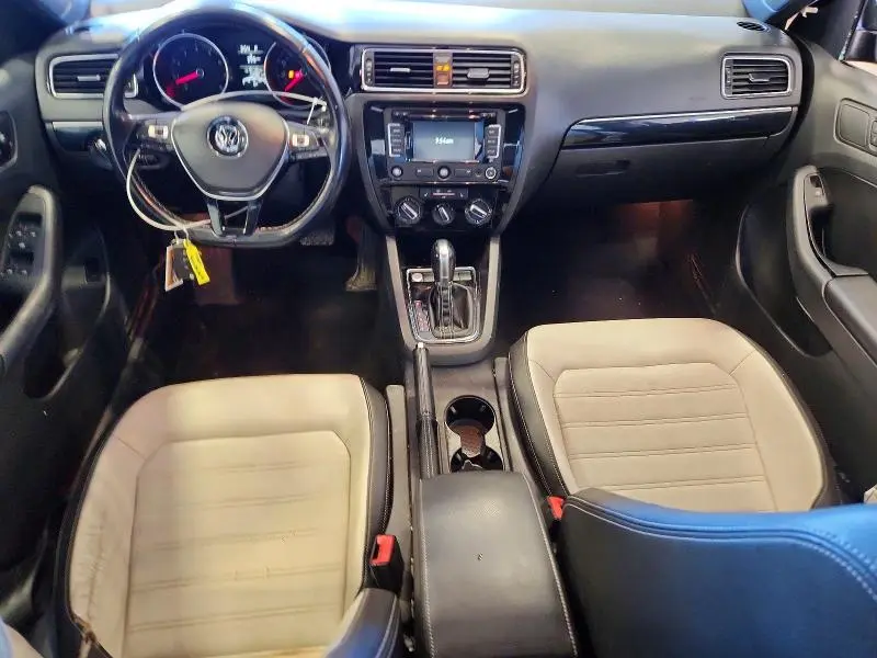 2015 VOLKSWAGEN JETTA SE  