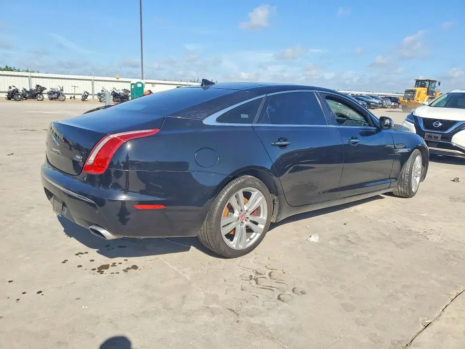 2015 JAGUAR XJL PORTFOLIO  