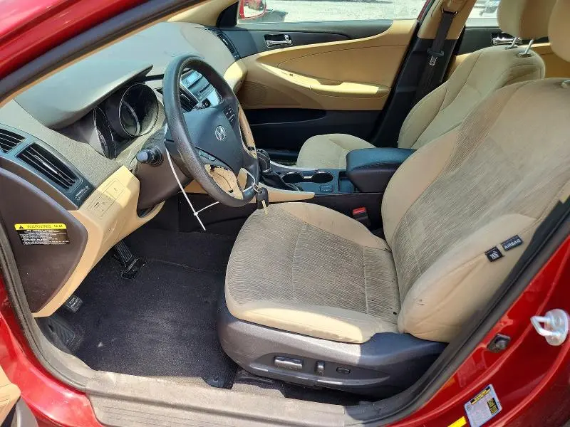 2013 HYUNDAI SONATA GLS  