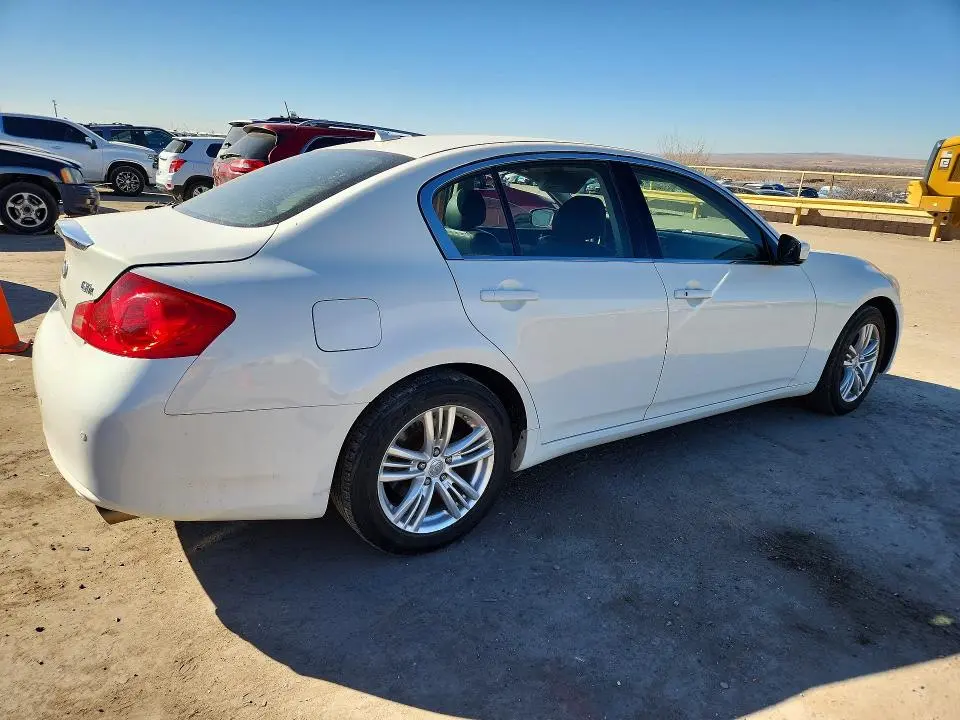 2012 INFINITI G37   