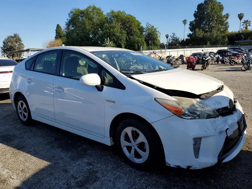 2014 TOYOTA PRIUS TWO  