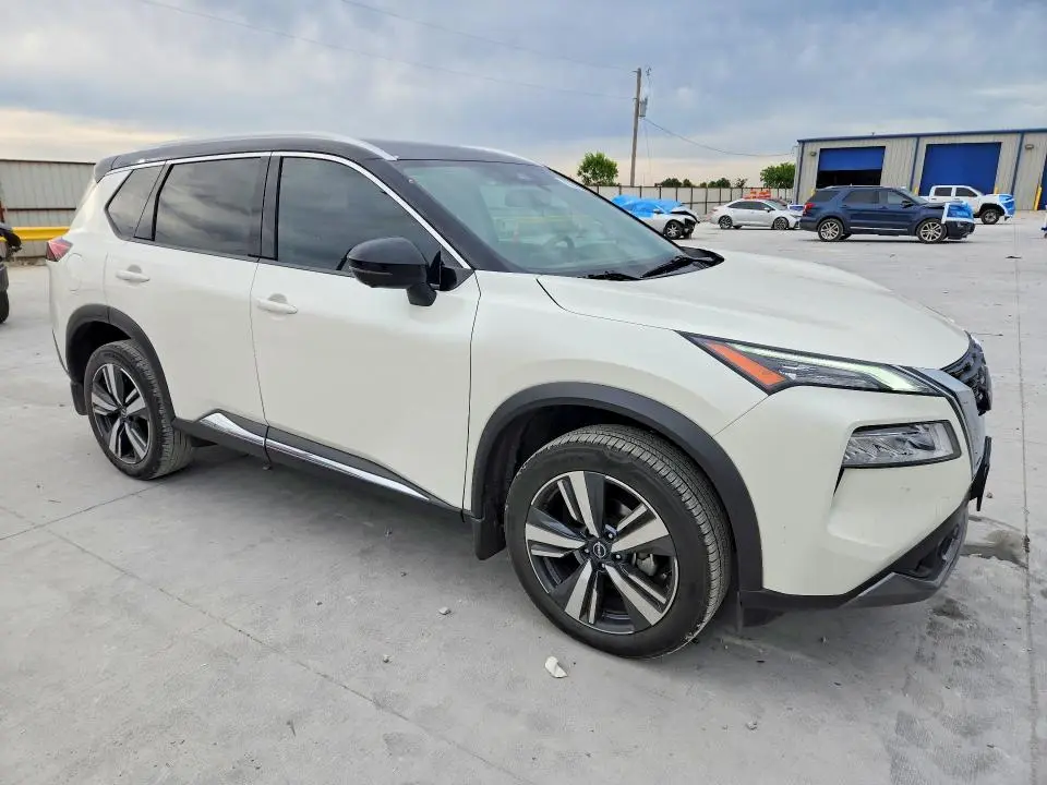 2023 NISSAN ROGUE SL  