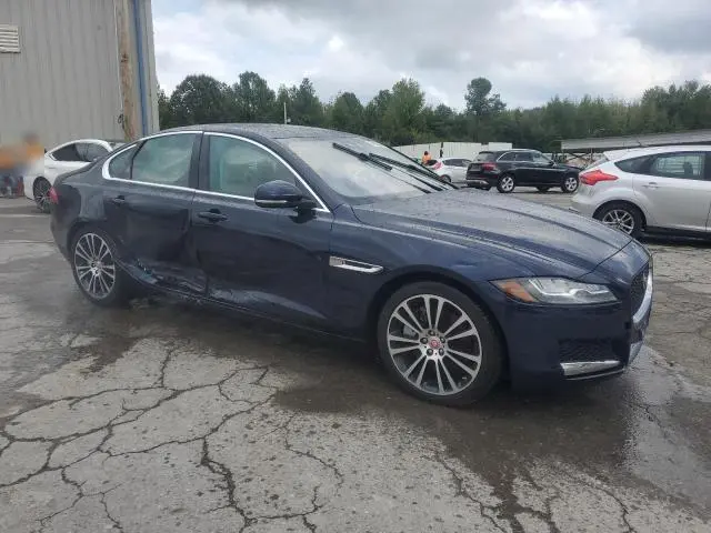 2020 JAGUAR XF PRESTIGE  