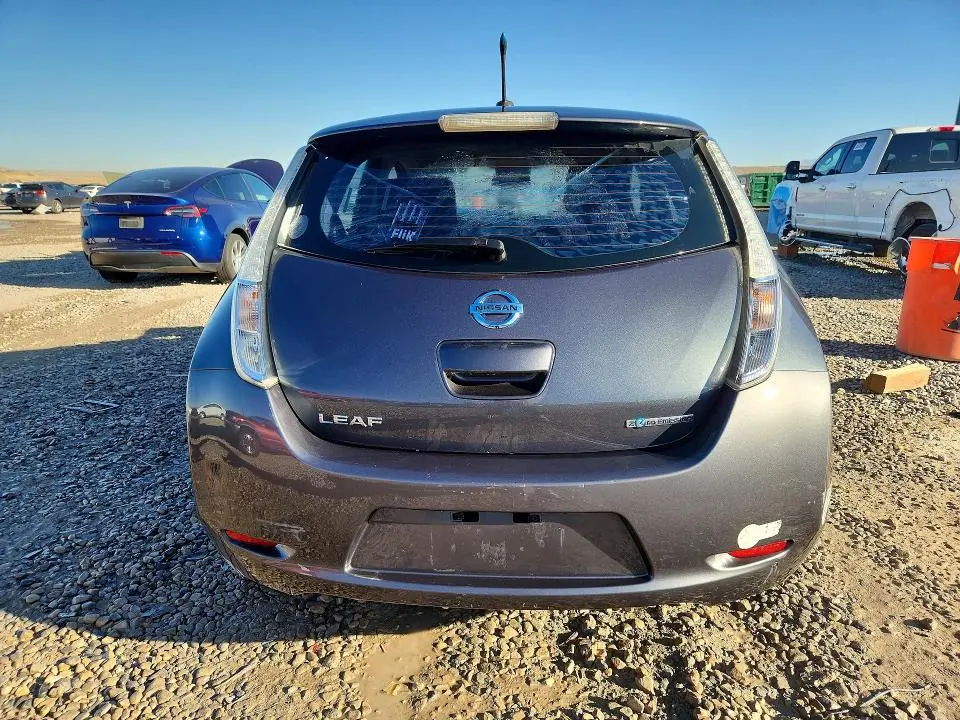 2013 NISSAN LEAF S  