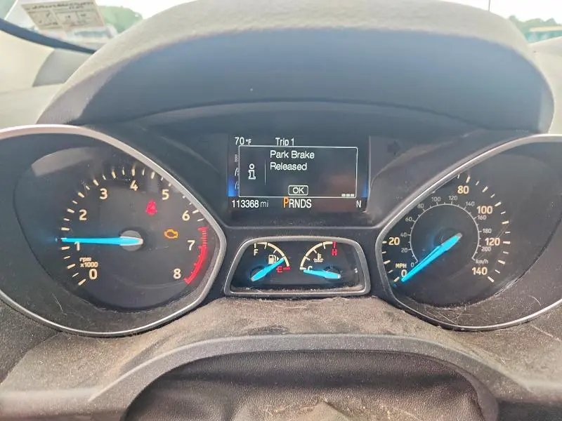 2017 FORD ESCAPE SE  