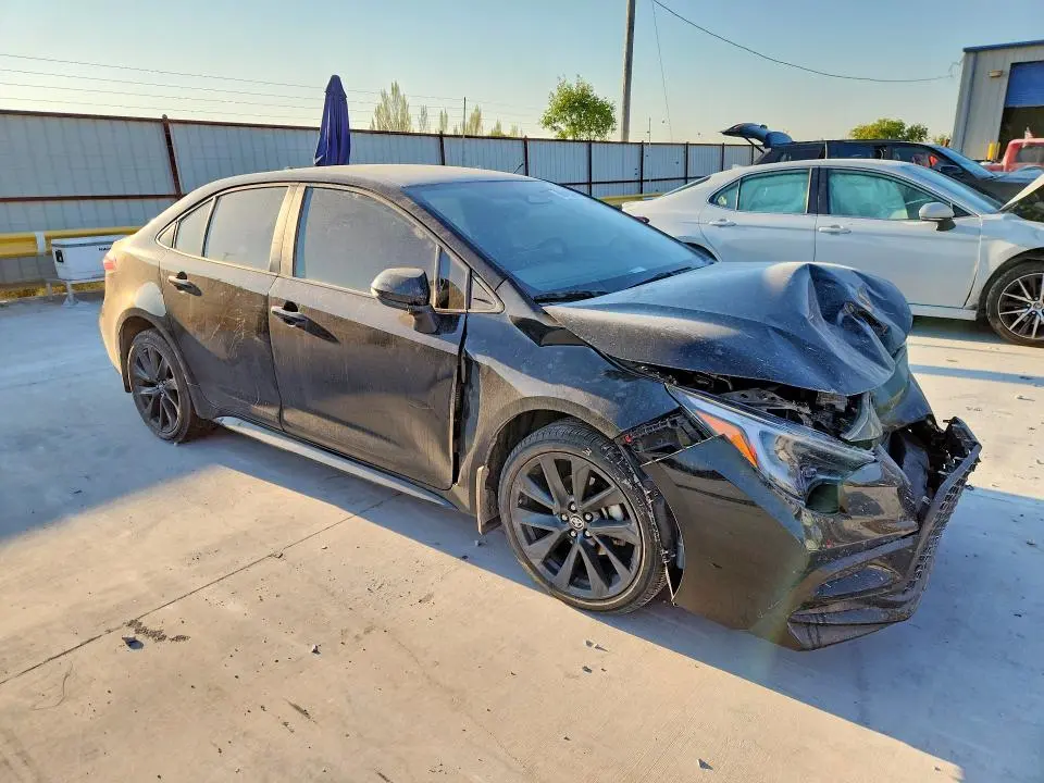 2024 TOYOTA COROLLA SE  