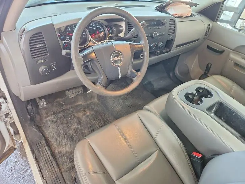 2011 GMC SIERRA C2500 HEAVY DUTY  