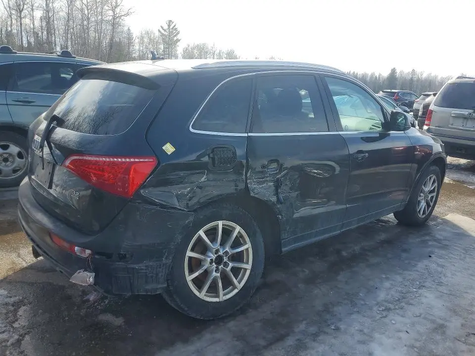 2011 AUDI Q5 PREMIUM PLUS  