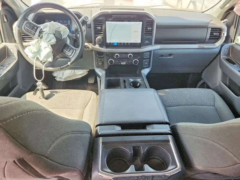 2024 FORD F150 XLT  