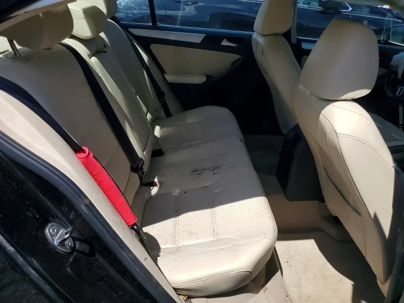 2014 VOLKSWAGEN JETTA SE  
