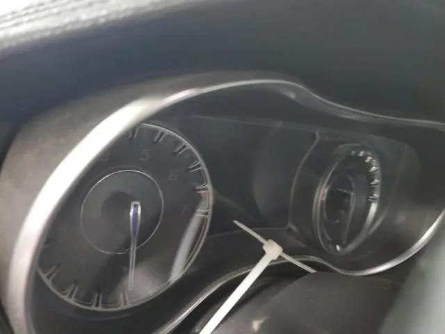 2016 CHRYSLER 300 LIMITED  