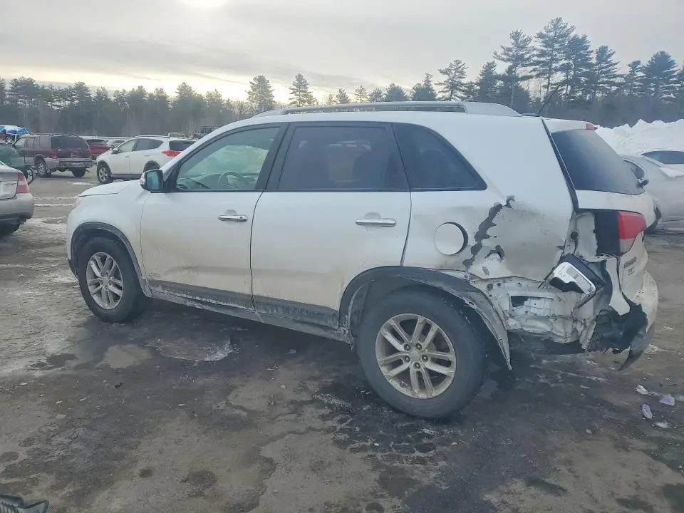 2015 KIA SORENTO LX  