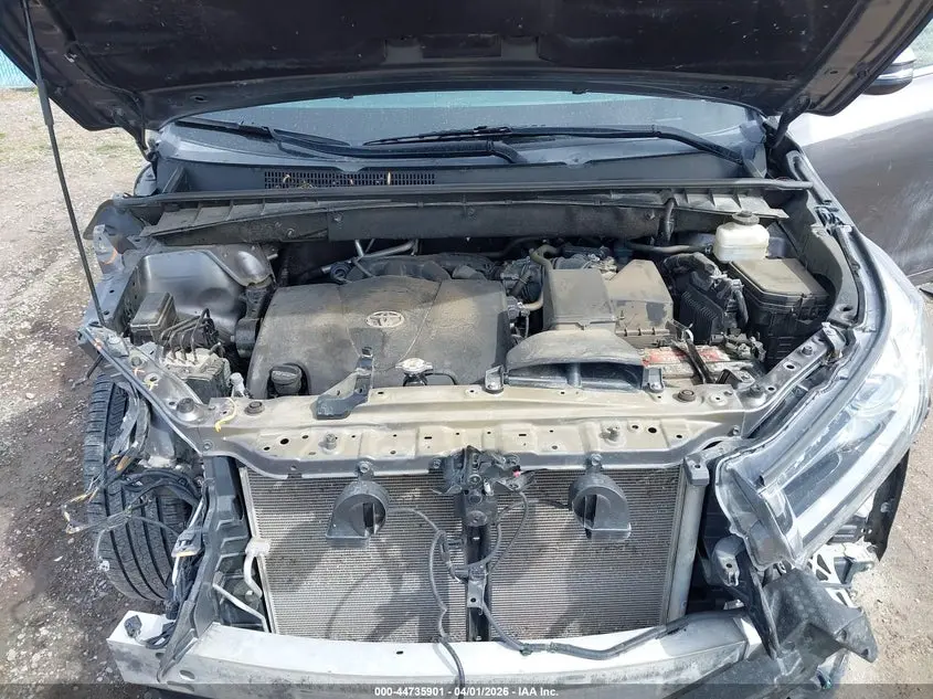 2019 TOYOTA HIGHLANDER LIMITED