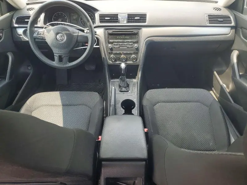 2012 VOLKSWAGEN PASSAT S  