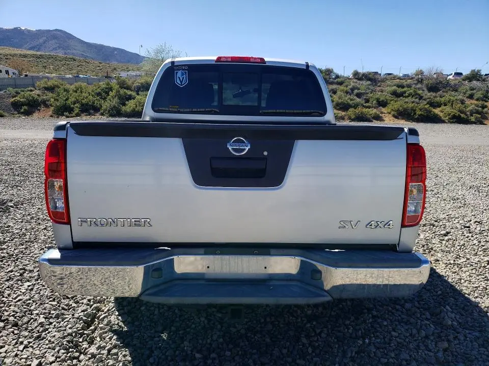 2018 NISSAN FRONTIER SV  