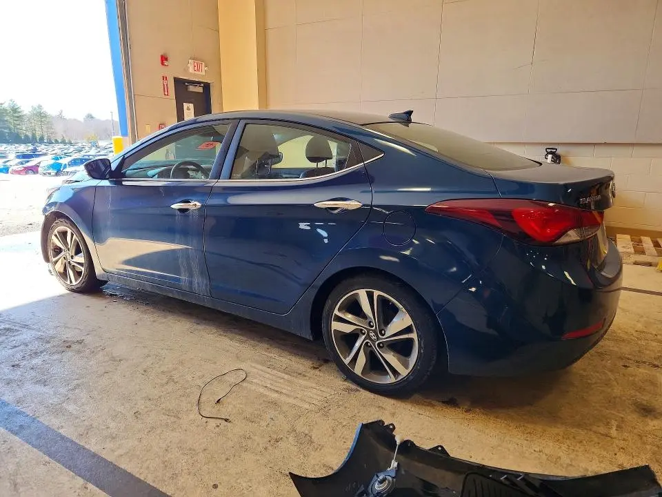 2014 HYUNDAI ELANTRA SE  