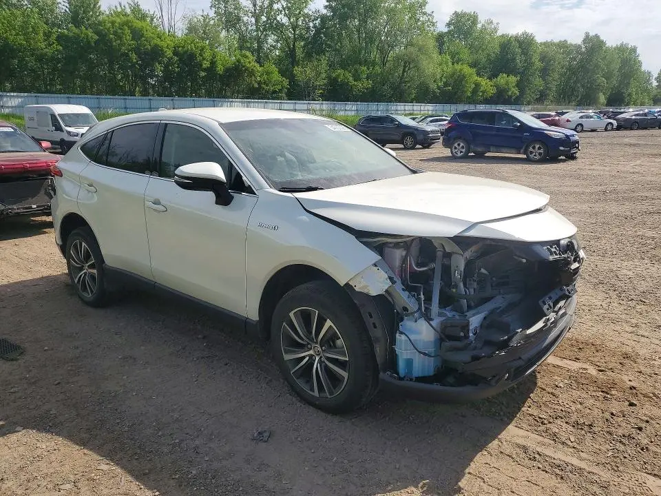 2021 TOYOTA VENZA LE  