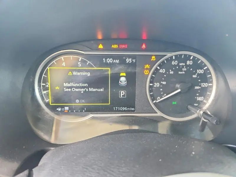 2019 NISSAN KICKS SV  