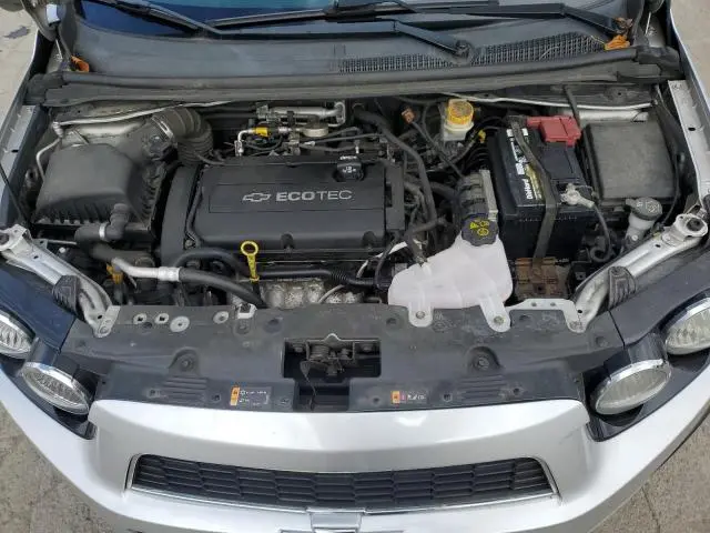 2016 CHEVROLET SONIC LT  