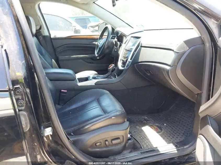 2016 CADILLAC SRX PERFORMANCE COLLECTION
