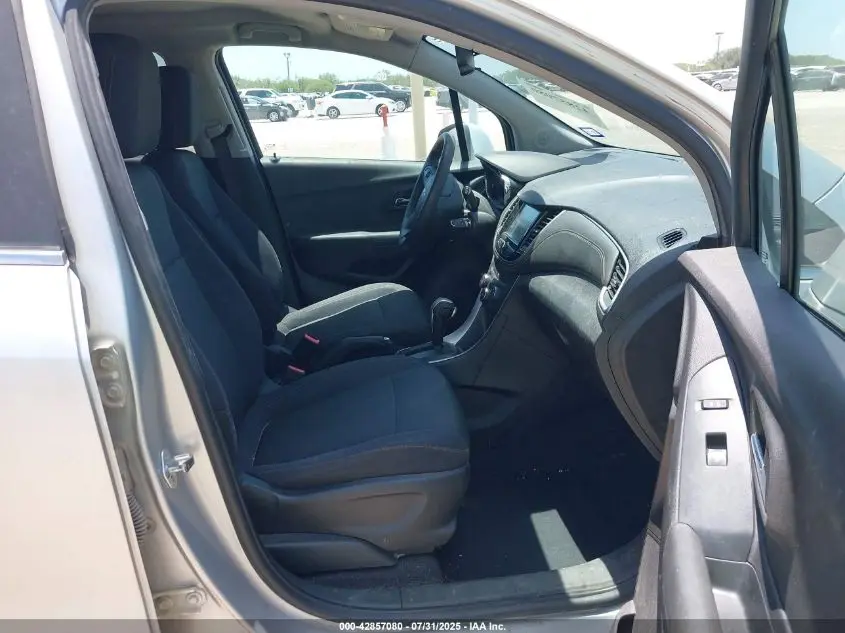 2017 CHEVROLET TRAX LT