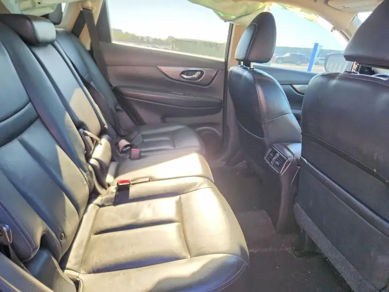 2015 NISSAN ROGUE SL  