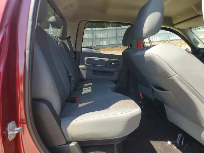 2017 RAM 1500 SLT  