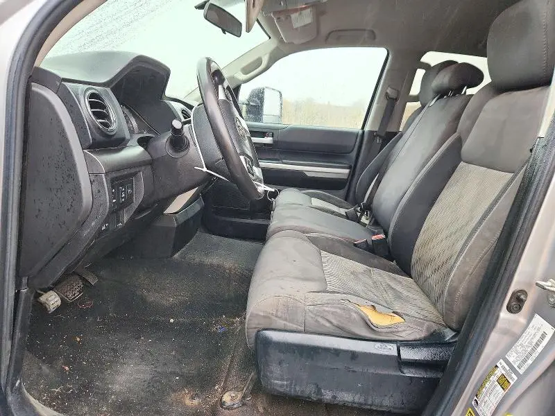 2016 TOYOTA TUNDRA SR5  